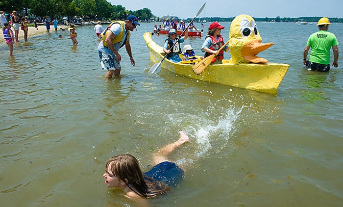 cardboard boat race fails oxford cardboard boat race 2010 amusing planet cardboard boat race fails oxford cardboard boat race 2010 amusing planet