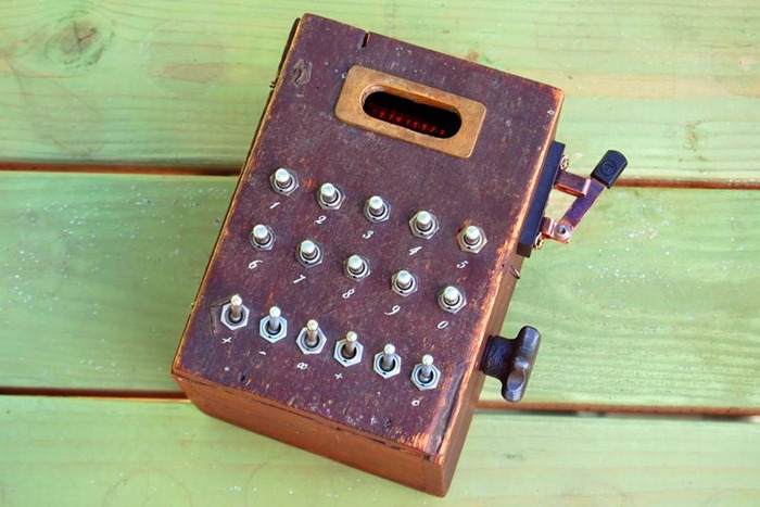 antique-calculators (8) antique-calculators (8)