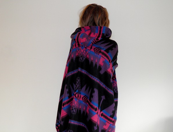 ASOS AZTEC CAPE 6