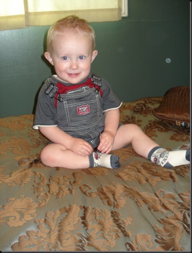 lincoln 14-15 months 004
