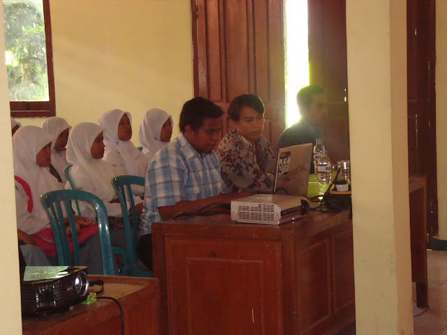Slamet dan pak guru