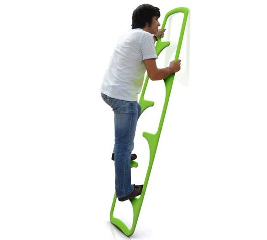 [Escalera 2[2].jpg]