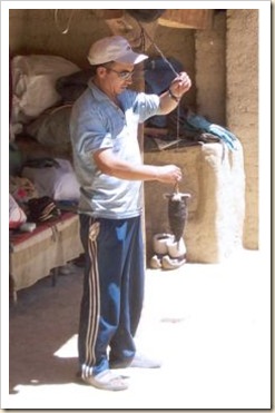 16SMTASHI: Tashi of Zanskar selling his wares