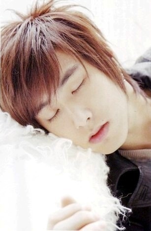 [yunhosleep well[2].jpg]