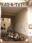 bikes and deeds!
(another stupid play of words?)