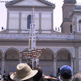 La Barca davanti al Duomo; anno 2002.