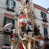 Giglio dell'Ortolano in via S. Felice la mattina della festa; anno 2005.