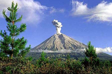 [semeru_53205[3].jpg]