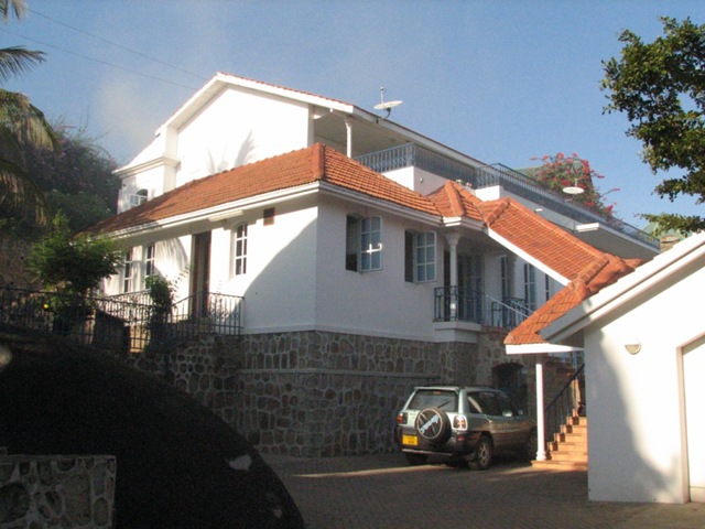 [IMG_31522.jpg]