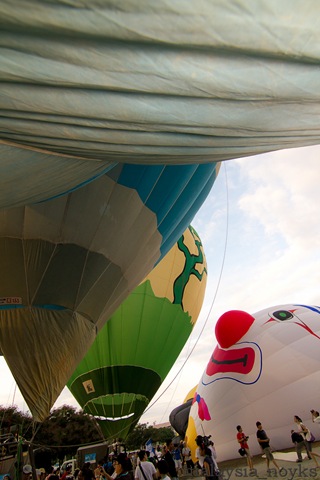 [Hot Air Balloon Putrajaya 2011 (10)[3].jpg]