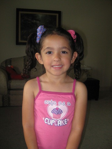 [cute as a cupcake[6].jpg]