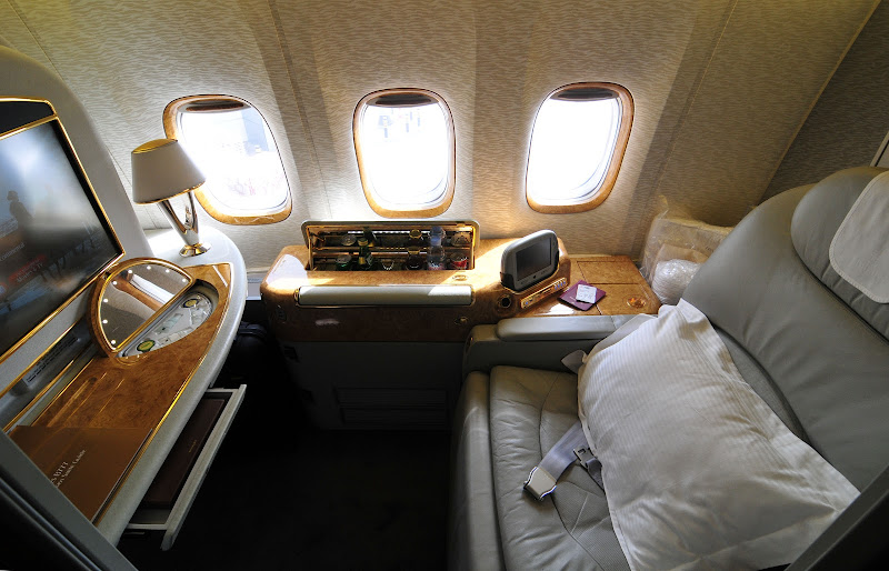 Emirates First Class 16 Hours On The 777 200lr Airliners Net