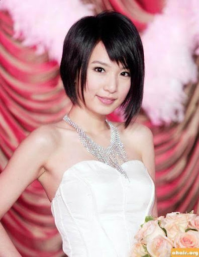 Short Haircuts Asian Women. cute short hairstyle with side