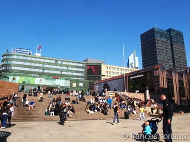 [226570_10150166351177293_718632292_6928455_775411_n[2].jpg]