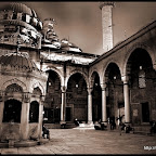 mosque-instanbul-turkey-wudhu-man