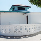 mosque-maldives-white-blue