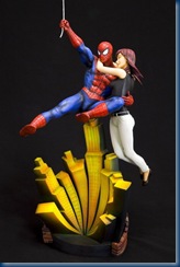 spiderman-fine-art-statue-2