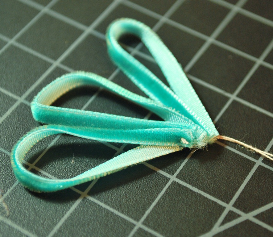 [Bloom Box - teal 1[4].jpg]