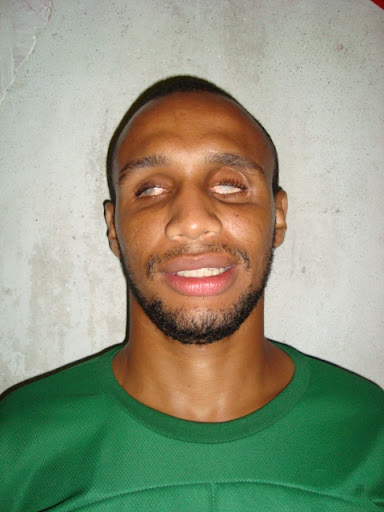 Na foto aparece rosto do atleta 