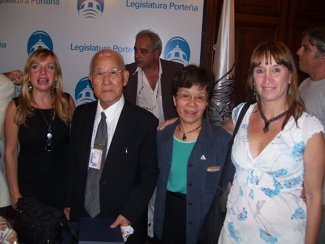 María José Lubertino (Encuentro Popular para la Victoria), Morita Takachi y Junko Watanabe (Sobrevivientes del bombardedo), Marcela Venturino (Miembro de la R.N.V.@)