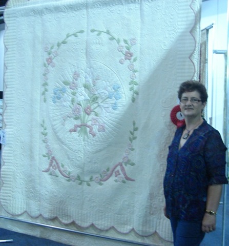 [Excellence in Machine Quilting award[2].jpg]