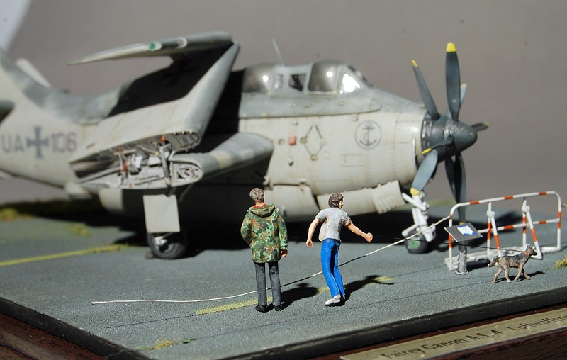 [G-12s[2].jpg]