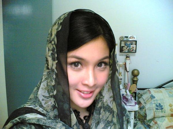 [berkerudung[3].jpg]
