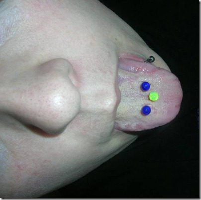 triple-color-tongue-piercing