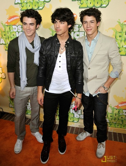 jonas-brothers-kids-choice-awards-24