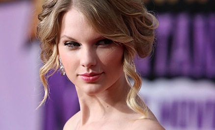 [08_taylor_swift[4].jpg]