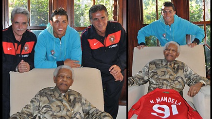 Cristiano Ronaldo regala camiseta a Mandela