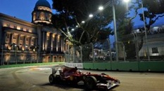 Alonso wins in Singapore