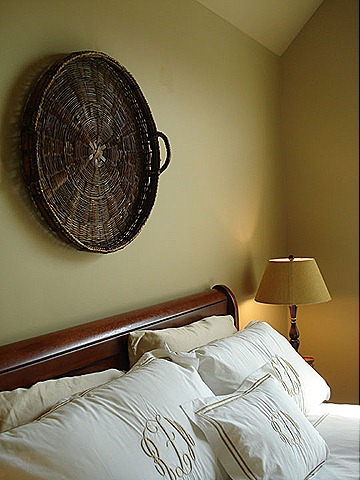 [APARTMENT THERAPY[8].jpg]