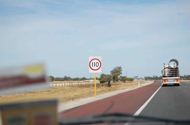 [DSC_00142.jpg]