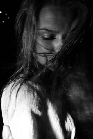 [kirsti light paint 097[6].jpg]