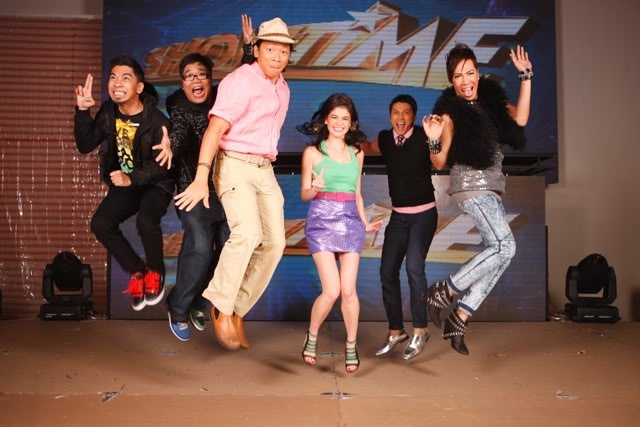 [showtime-11[8].jpg]