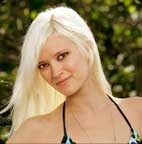 survivor-courtney-yates