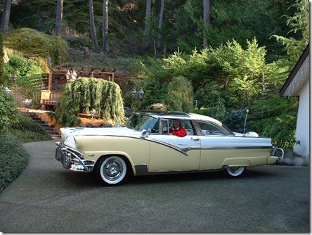 1956 Ford Skyliner (Glasstop)
