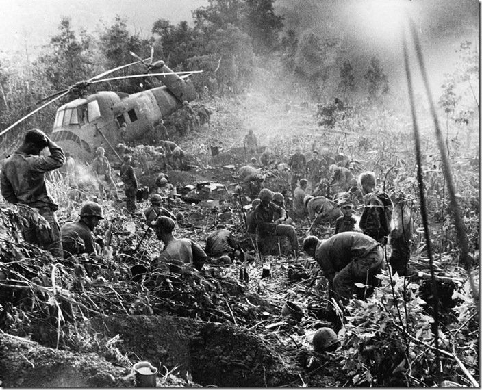 VIETNAM WAR U.S.MARINES
