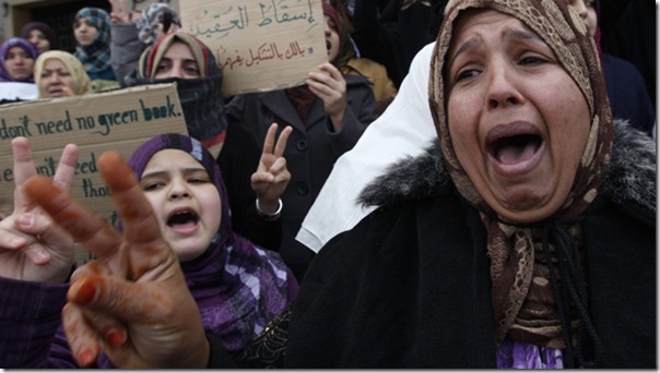li-libya-woman-cp-00230916