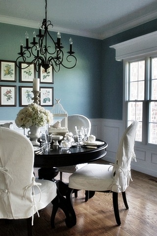 [Awhitetable40[7].jpg]