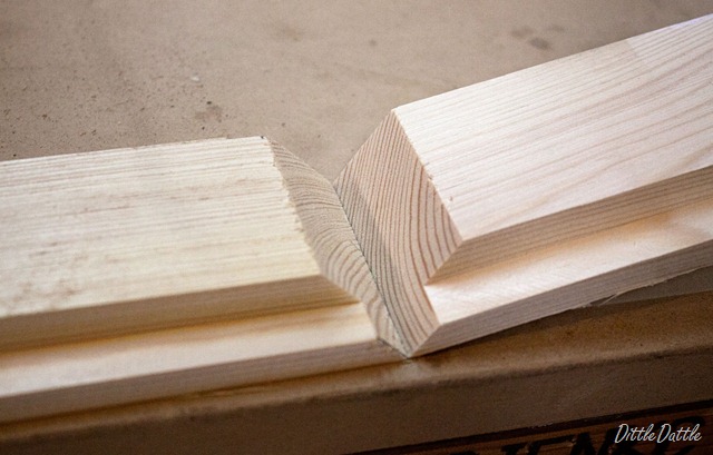 [framing-corner-with-tape[2].jpg]