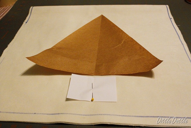 [Christmas-Tree-Pillow-outline3.jpg]