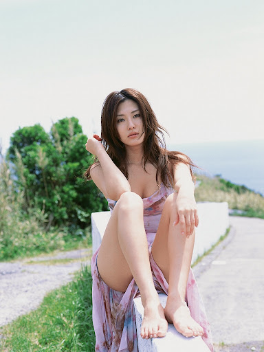 Haruna Yabuki 矢吹春奈 Lingerie photoshoot 阿部真里.jpg