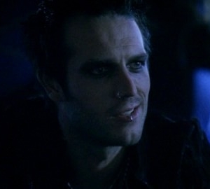 Michael Vartan wears makeup in a good way during an episode of Alias