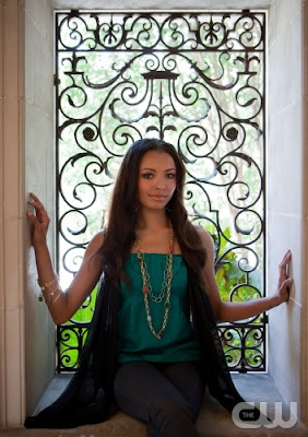 Hair styling tips from The Vampire Diaries TV Show - Katerina Graham as Bonnie