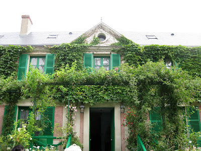 The front of Monets House in Giverny