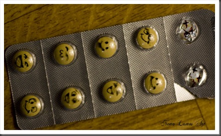 happy_pills_by_Nemolumos