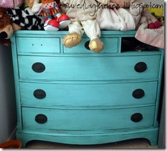 Loves dresser