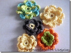 crocheted flowers